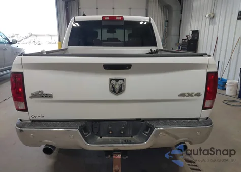 2016 Ram 1500 Big Horn z USA, uszkodzony, nr VIN 1C6RR7LT1GS422425